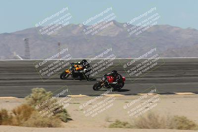 media/Oct-13-2025-Moto Forza (Mon) [[a66d839500]]/3-B Group/Session 2 (Bowl)/